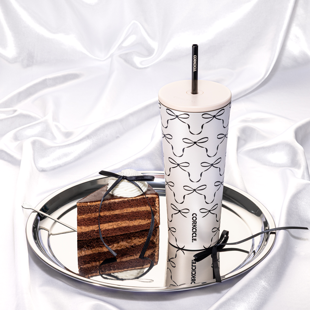 cold-cup-u4 2a98a7269432--2224PBBC-lifestyle.png