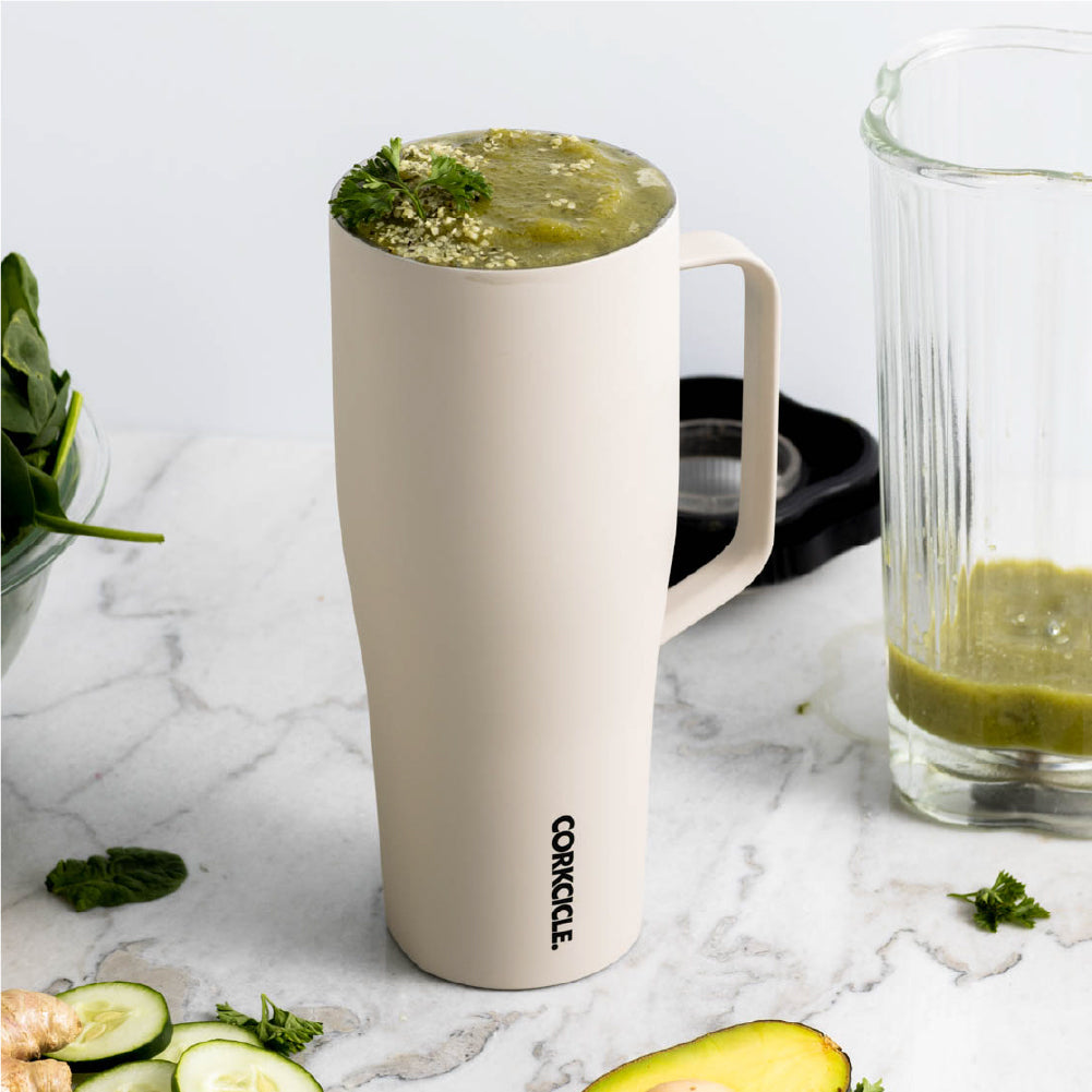 cold-cup-xl-j9 588f4a27c4cf--2230CLT-lifestyle.jpg