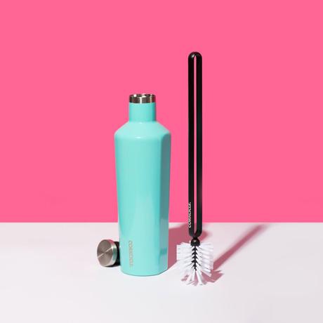 bottle-brush-t3 accessories_bottlebrush_lifestyle.jpg